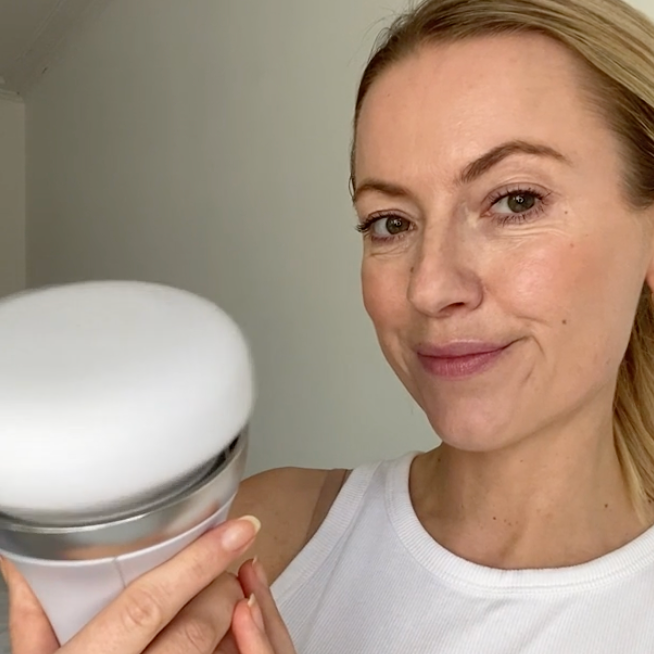 מכשיר עיסוי וחיטוב לגוף