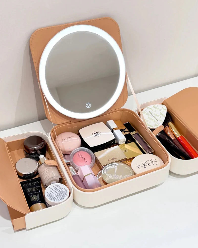 FASCINATE™ LED Beauty Case