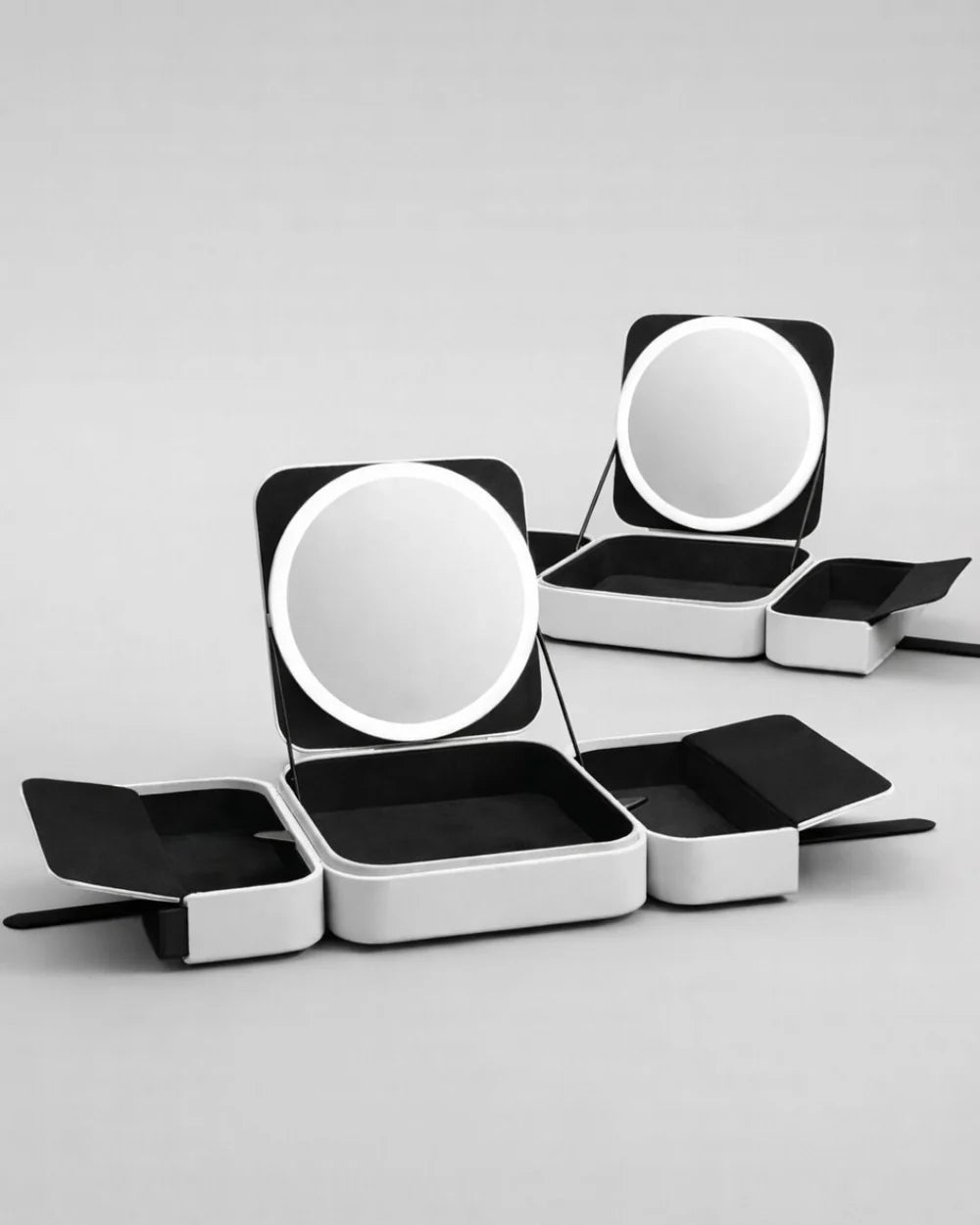 FASCINATE™ LED Beauty Case